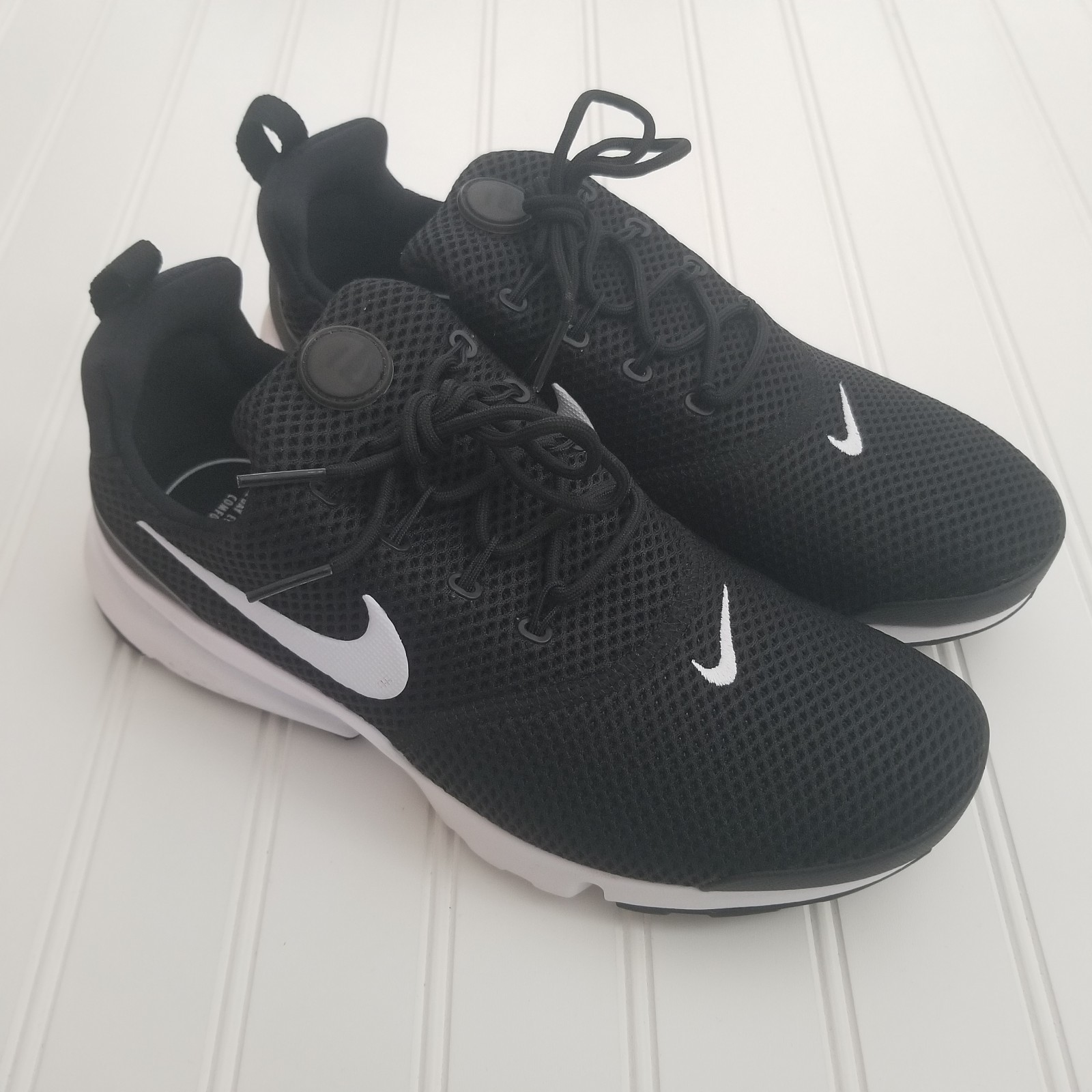 Nike Womens PRESTO FLY Shoes BLACK/WHITE Size 7.5 NEW Nike Womens PRESTO FLY Shoes BLACK/WHITE Size 7.5 NEW