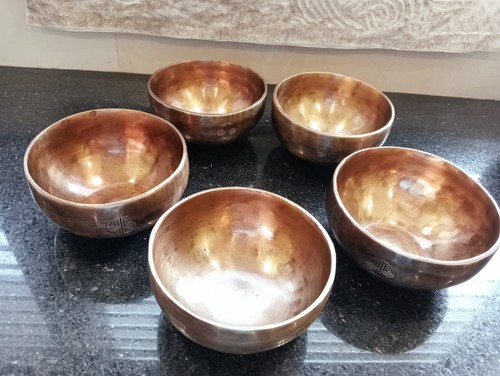 5-8" Set Of 5 Tibetan Full Moon Singing Bowls Hand beaten and Carved,yoga bowls - Picture 7 of 7