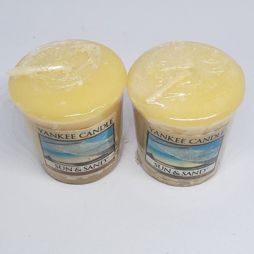 Yankee Candle Sun and sand Votive Candle 1.75 oz New Retired Lot of 3 - Picture 5 of 6