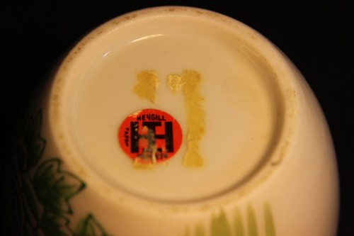 Vintage - HEYGILL - Asian Theme Ginger Jar - White with Green Decoration - Used - Picture 6 of 8
