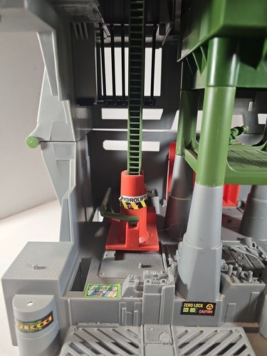 Vintage Hasbro GI Joe 1992 HEADQUARTERS Playset NOT Complete As Is - Picture 13 of 15