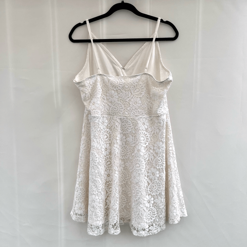 Mossimo Supply Co creamColor short dress, lace, thin straps size Large - Picture 4 of 6