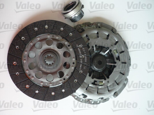 Kit d'embrayage Valeo 821311 stop patinage moteur pour retrouver l'accélération d'origine