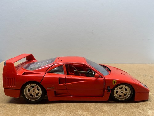 BURAGO FERRARI F40 1987 SANS BOITE 1/18 B2 - Imagen 3 de 5