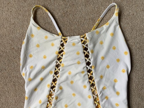 Seafolly ‘SUNFLOWER’ swimsuit size 12. Reversible. Adjustable straps. FREE P&P - Picture 8 of 14