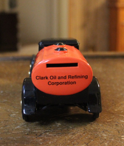 Liberty Classics Clark's 1930's Ford Model A Tanker Truck Die Cast Coin Bank - Picture 6 of 17