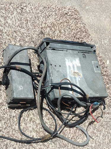 Mercedes W107 W116 W123 R107 Becker 485 Mexico AM/FM Cassette Amp Player Stereo - Picture 2 of 8