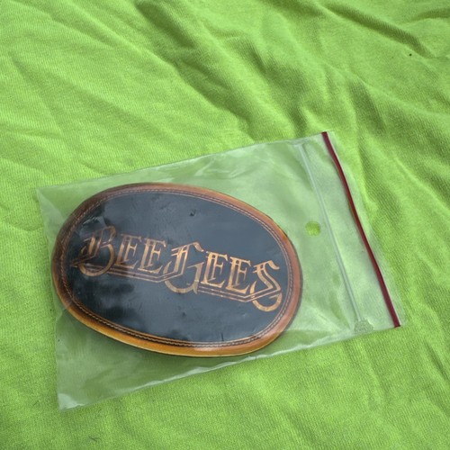 Vintage BEE GEES BELT BUCKLE 1977 PACIFICA Original Package. (B5) - Picture 12 of 12