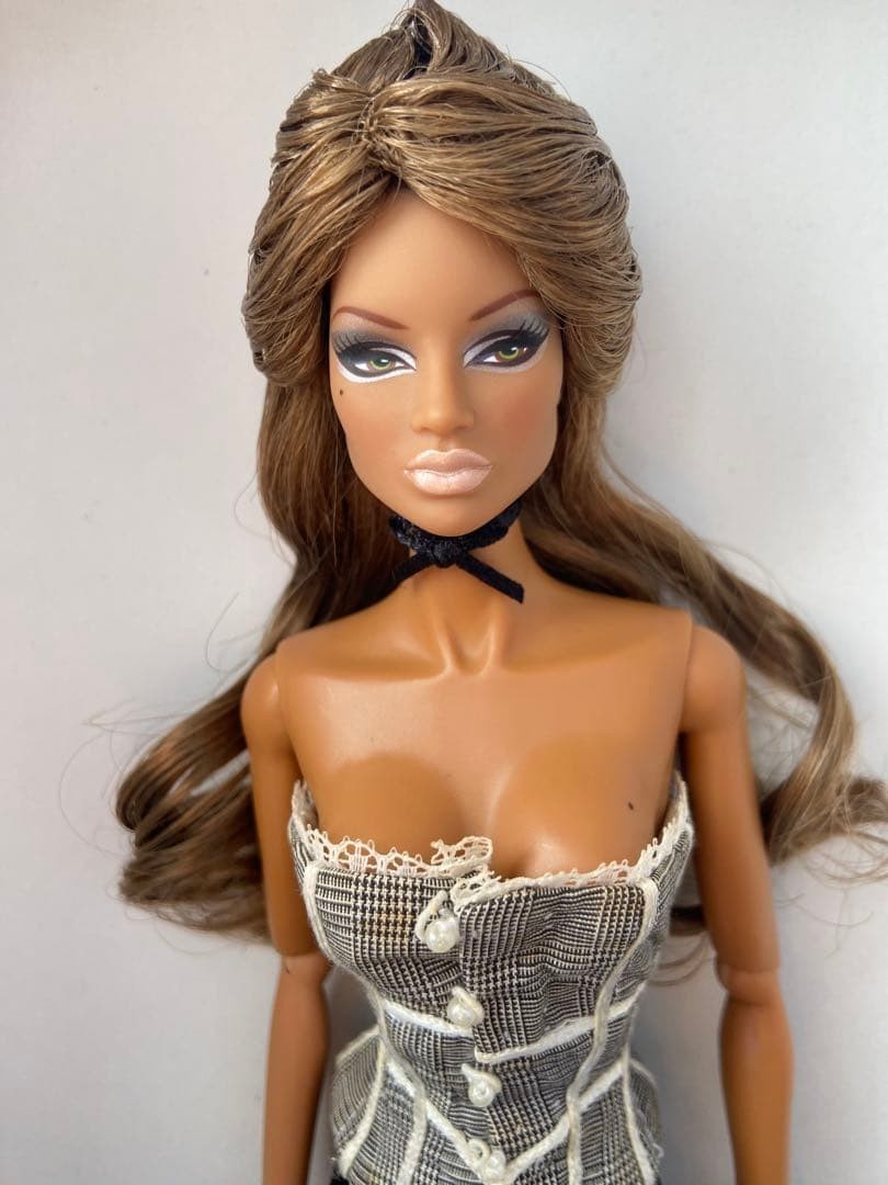 Fashion Royalty Natalia Queen of the Hive Doll Integrity Toys | eBay