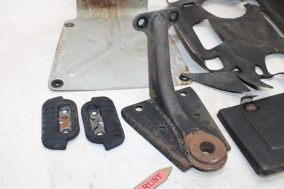 Suzuki Quadrunner 1990 4x4 LT4x4 OEM cubiertas de plástico varios soportes Foto 2 de 4