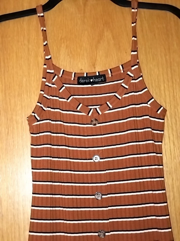 Vestido Derek Heart Midi-Cobre Rayas, Talla M, Frontal Dividido, Imitación Botón En La Parte Frontal Foto 4 de 4