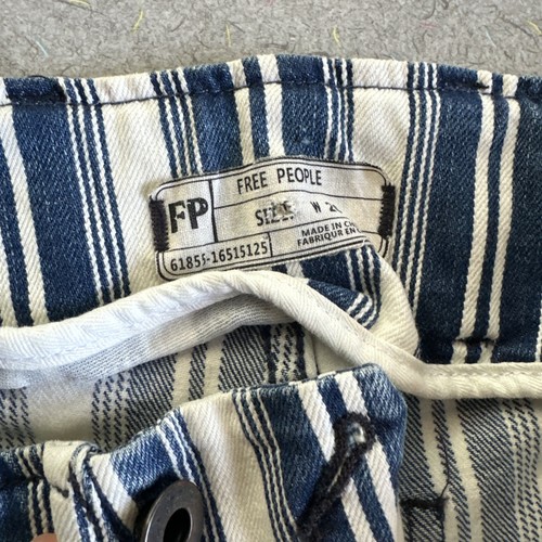 Free People Jolene Striped Flare Leg Pants Women's 26 x 32 White Blue Stripes - Picture 4 of 5