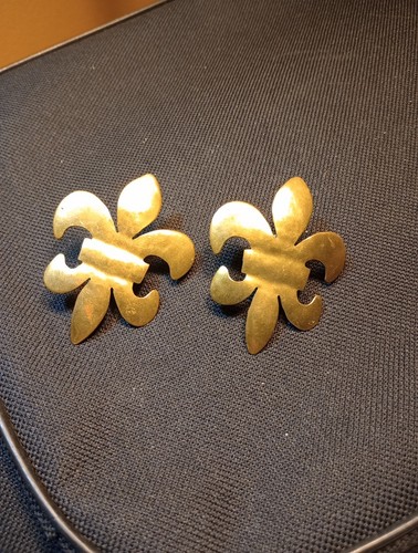 Ladies Gold Earrings For Pierced Ears Preowned  2" Tall ×  1   1/2" Long - Picture 1 of 12