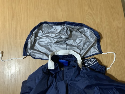 Umbro Rain Jacket UK Size Medium Vintage 90s Oasis Gallagher, Hood, Ex Cond. - Picture 10 of 12