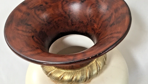 Capodimonte Italy “Dearest” Fragrance Collection Vase Floral Gold Accents 15.5” - Picture 14 of 16