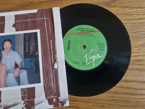 Devo – The Day My Baby Gave Me A Surprize 1979 Virgin 7” New Wave - Picture 3 of 6