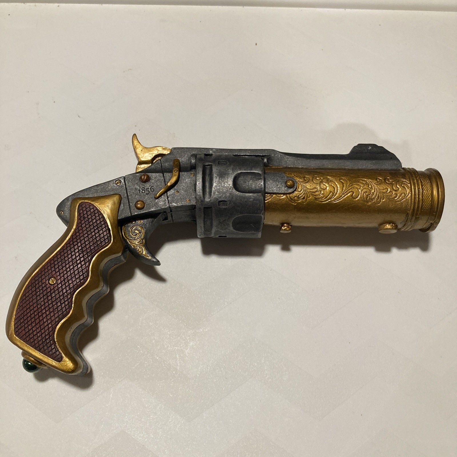 Picture 1 of 17