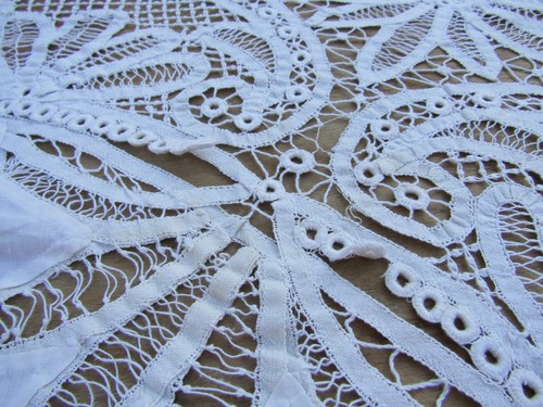Vintage Batten Burg Lace Tablecloth 52 inch Square Needlework Damaged TC176 - Picture 20 of 24
