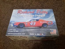 Salvinos JR Models '72 Richard Petty Dodge Charger Model Kit