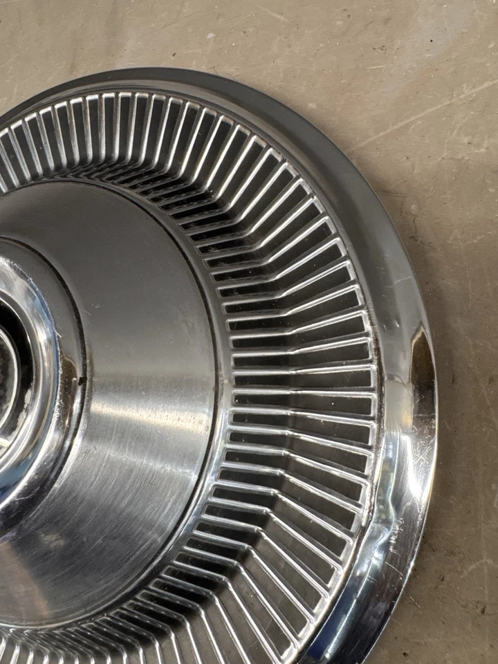 1968 1969 Ford Galaxie 500 XL calota cubo 15" tampa de roda acabamento personalizado LTD fabricante de equipamento original - Imagem 4 de 4