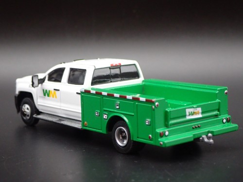 2018 CHEVY CHEVROLET SILVERADO 3500 DUALLY TRUCK W/ HITCH 1:64 DIECAST MODEL CAR - Picture 5 of 7
