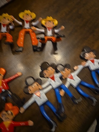 15 Vintage Bendie Cowboys biegsame 4" Figuren Spielzeug Oriental Trading Co. 15 Stck. - Bild 4 von 5