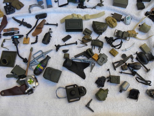 GI Joe 12” Action Figure Lot of Accessories 100+ Pieces in Footlocker Weapons ++ - Picture 5 of 20