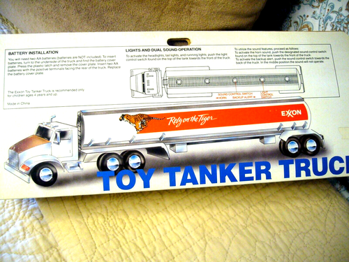 Camión cisterna de juguete Exxon 1993 especial para coleccionistas nuevo en caja ~ muestra un ligero envejecimiento - Imagen 2 de 7