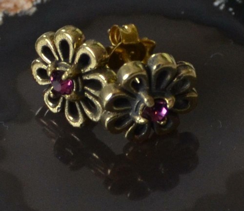 Brass Stone Crystal Studs Gold Flower Zinnia 0 7/16in - Picture 7 of 31