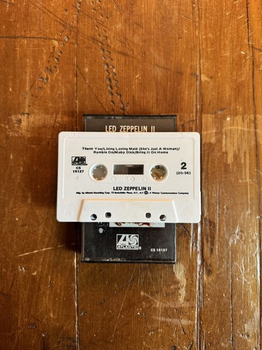 Vintage Led Zeppelin II Atlantic Records Cassette Tape White No Barcode - Picture 3 of 3