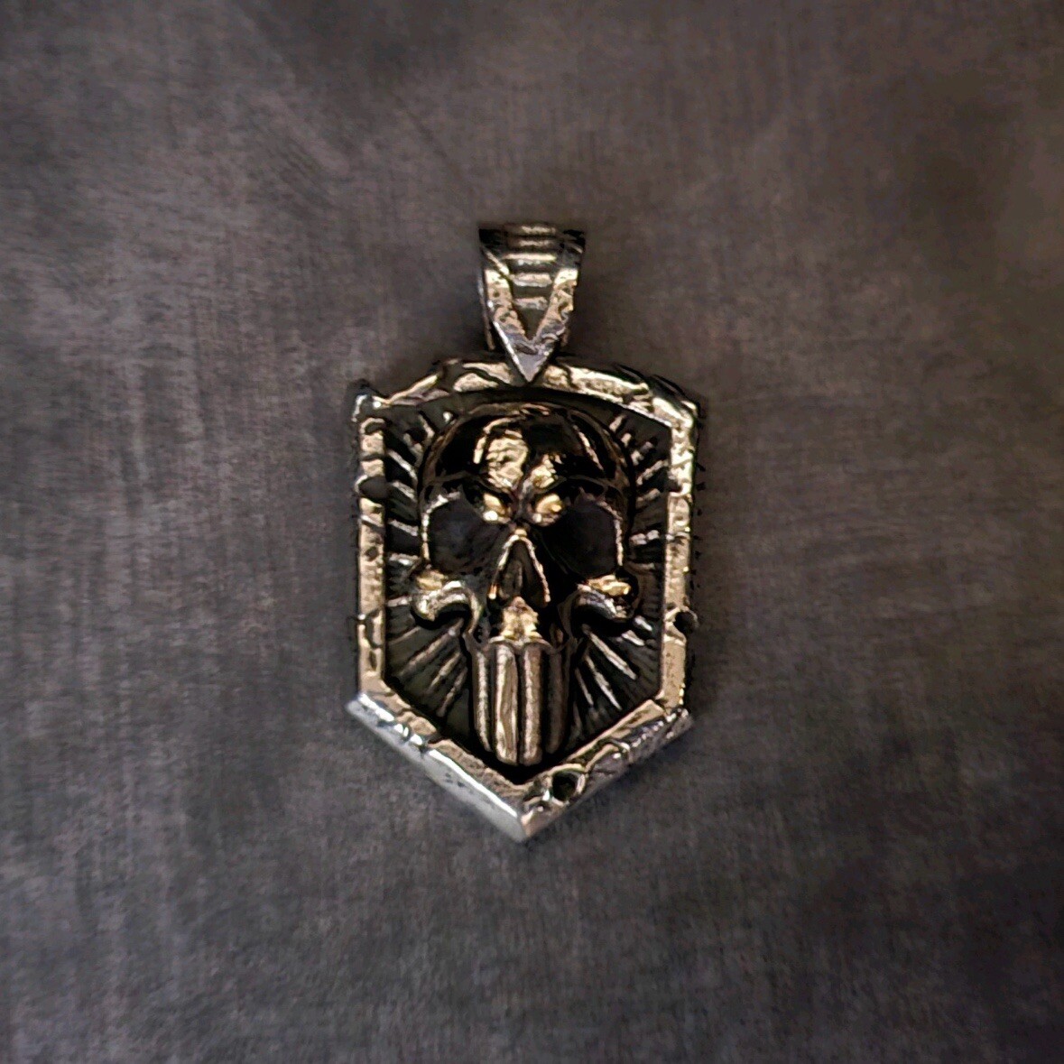 Picture 1 of 2