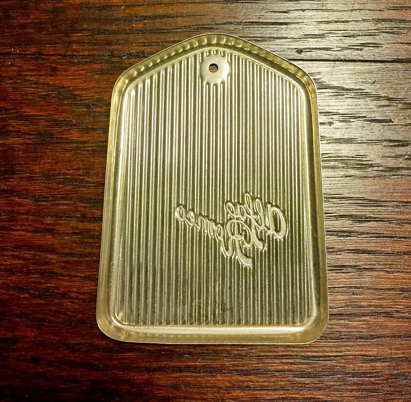 POCHER ORIGINAL RARE ALFA ROMEO METAL GRILLE - Immagine 2 di 2