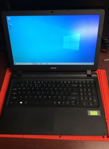 Acer Aspire 15.6"  N16C1ES1-572( 1T HDD, Intel Core i3-6100 @ 2.30GHz, 4GB RAM) - Picture 1 of 7