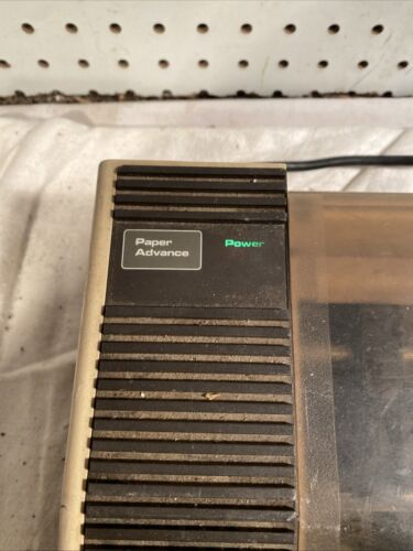 Commodore 64 MPS 801 stampante vintage dot matrix si accende riparazione ricambi - Foto 3 di 9
