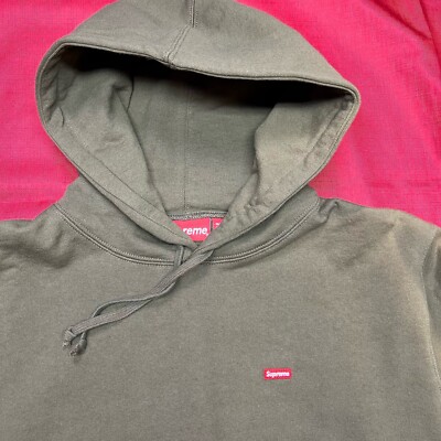 トップス SUPREME Small Box Hooded Olive Brown Supreme Small Box Hooded Sweatshirt (SS22) - $148