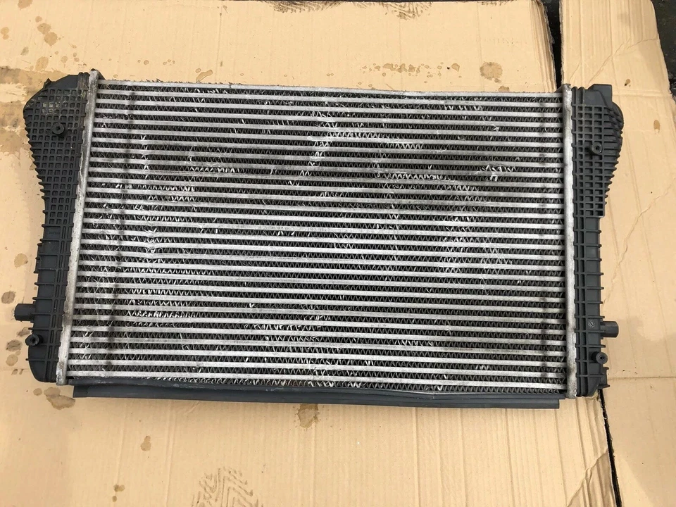 VW SEAT SKODA AUDI 2009 - 2014 Intercooler RAD Radiator 1K0145803BM - Image 4 of 4