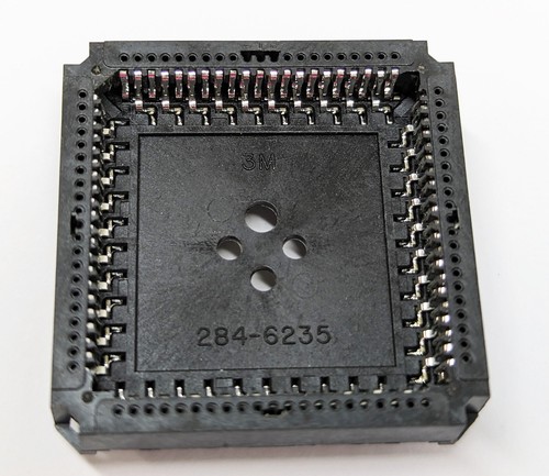 5 Stück PLCC 84 Pin Socket | 3M TEXTOOL | 284-6235 | 84 Pins | IC-Fassung - Bild 4 von 4
