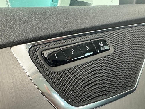 2021 Volvo XC90 2.0h T8 Recharge 11.6kWh Inscription Expression Auto 4WD Euro 6 - Picture 10 of 24