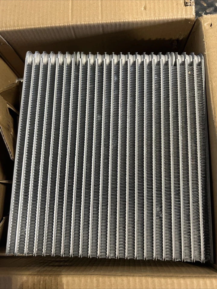 Núcleo de evaporador CA para 00-11 Lincoln LS UAC EV 939602PFC *Envío gratuito* Foto 2 de 4