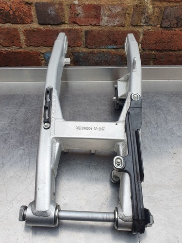 SWM SM 125R RS125R 2020 EURO 4  REAR SWING ARM 247 MILES ONLY F000A01306 - Picture 9 of 10