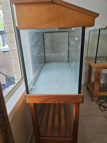 Glass Fish Tank - Picture 2 of 2