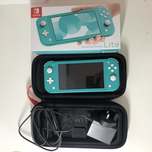 Nintendo Switch Lite - Turquoise Green 32 GB Card, Case, Bundle - Excellent Cond
