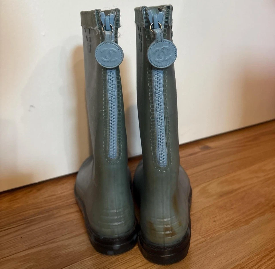 Baby Blue Chanel Rainboots Vintage Early 2000s Rain Boots Size 6 - Image 2 of 4