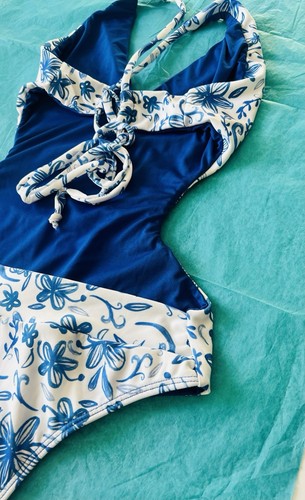 Size M - Whithe & Blue Exclusive Print Cut-Out Sides & Back Swimsuit - Picture 8 of 15