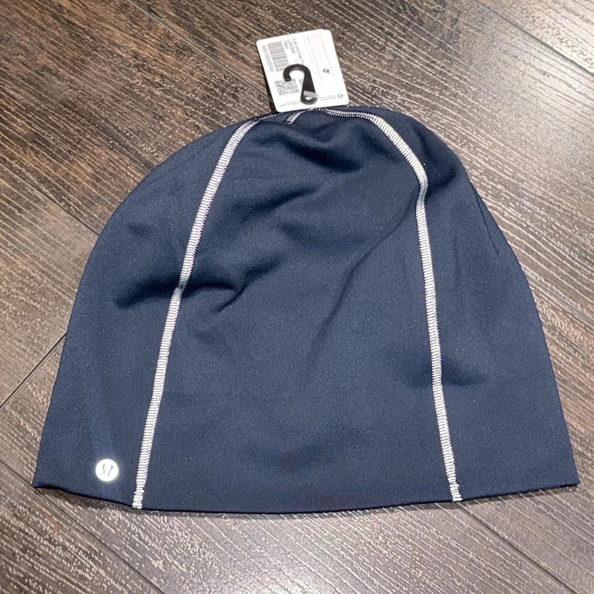 NWT Lululemon Fleece Reflective Running Beanie in size L/XL NEW Lululemom Fleece Reflective Running Beanie | eBay main image 3