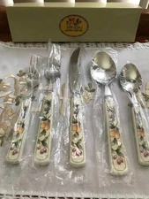 Mikasa Garden Harvest 5 piece FLATWARE place setting- new in box!