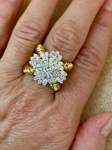 Anillo llamativo de oro amarillo de 18k y diamantes de 2,75 quilates firmado talla 9 - Imagen 9 de 15