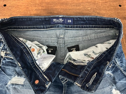 Miss Me Los Angeles Mid Rise Shorts Distressed Size 26 Y2k Grunge Punk Aztec - Picture 10 of 13