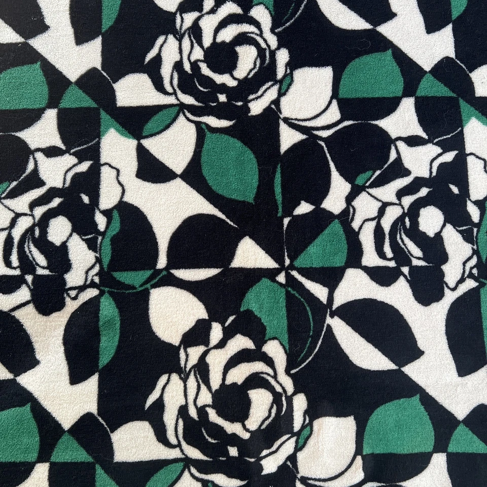 RETIRADO Vera Bradley Imperial Rosa Floral 48x72 Polar Manta Ropa de Cama Foto 2 de 4