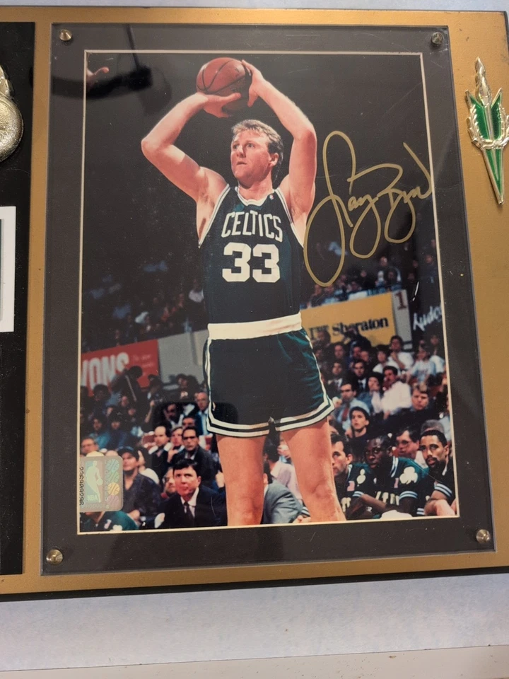 Placa de recuerdos Larry Bird Salón de la Fama de los Boston Celtics 1997 12x15 con certificado de autenticidad Foto 4 de 4